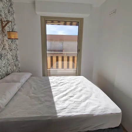 Apartment 2 Pieces Climatise, Piscine, Vue Mer, Centre-ville Sainte-maxime, Parking Inclus - Fr-1-780-72
