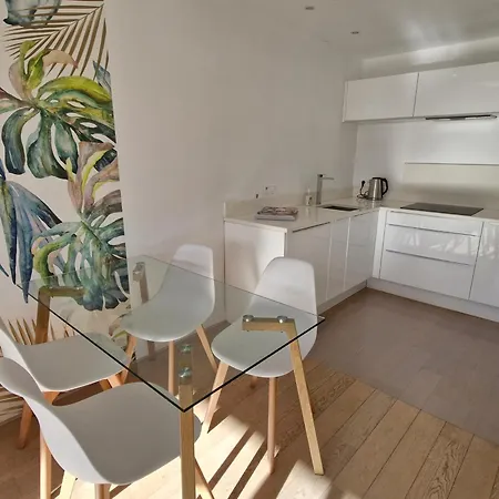 2 Pieces Climatise, Piscine, Vue Mer, Centre-ville Sainte-maxime, Parking Inclus - Fr-1-780-72 Apartment Sainte-Maxime