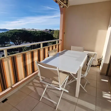 2 Pieces Climatise, Piscine, Vue Mer, Centre-ville Sainte-maxime, Parking Inclus - Fr-1-780-72
