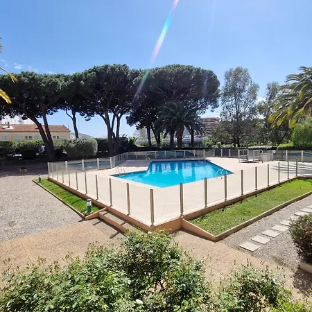 Apartment 2 Pieces Climatise, Piscine, Vue Mer, Centre-ville Sainte-maxime, Parking Inclus - Fr-1-780-72 Sainte-Maxime
